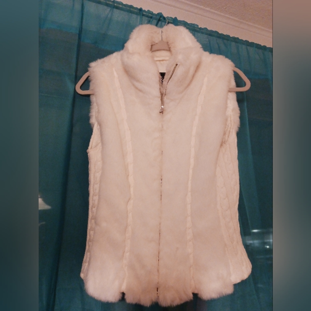 Guess faux fur vest